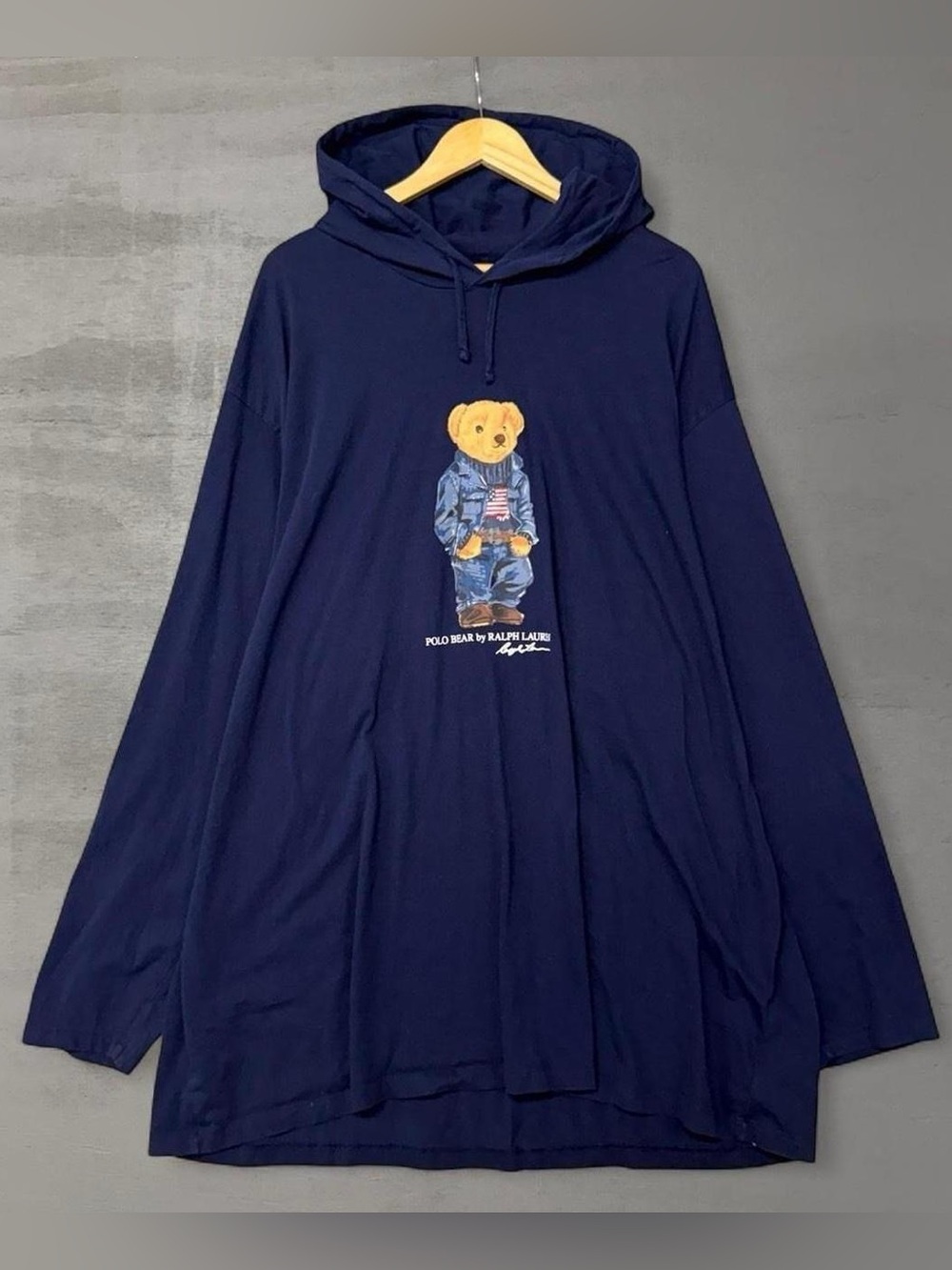 Navy blue Polo Ralph Lauren Bear long sleeve hoodie
SizeXL Tall